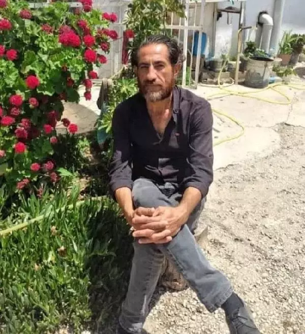 Otomobil köprü ayağına çarptı; sürücü ve 4 yaşındaki oğlu öldü