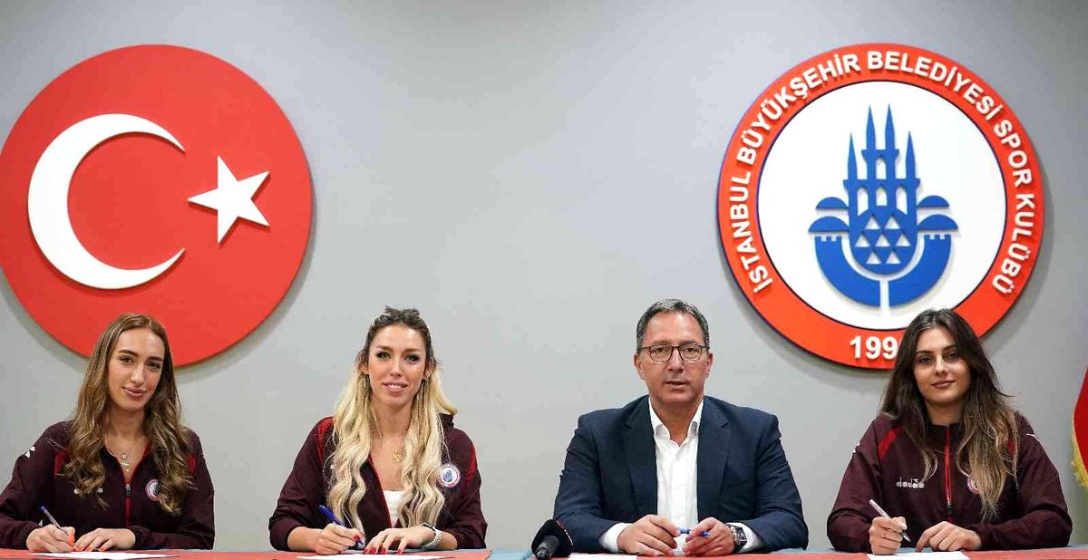 (Özel haber) İBBSK, buz hokeyi takımına ilk transferlerini yaptı