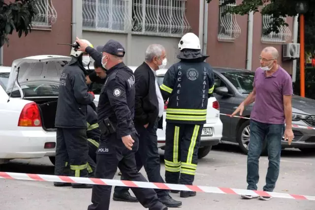 Park halindeki otomobilden sızan gaz korkuttu
