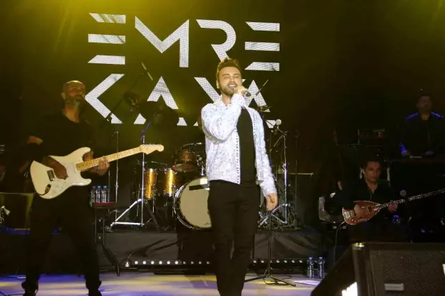 Sarı yaz konserleri Emre Kaya ile devam ediyor