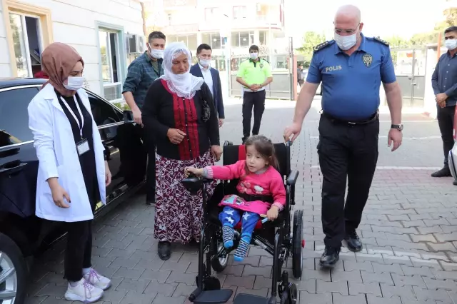 Son dakika haber! Siirt Emniyet Müdürü bedensel engelli çocuğa akülü araç verdi