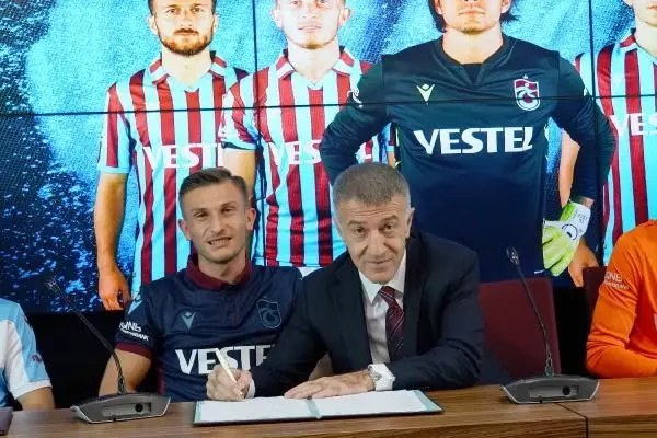 SPOR Trabzonspor'da 4 futbolcunun sözleşmesi uzatıldı