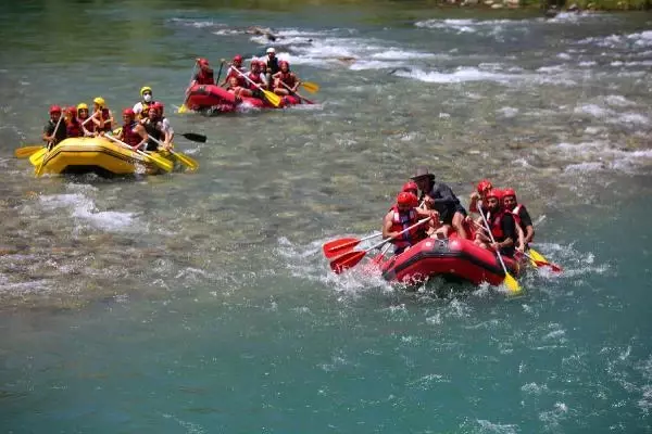 TUNCELİ'DE TURİST AKINI BİTTİ, VAKA SAYILARI DÜŞÜŞE GEÇTİ