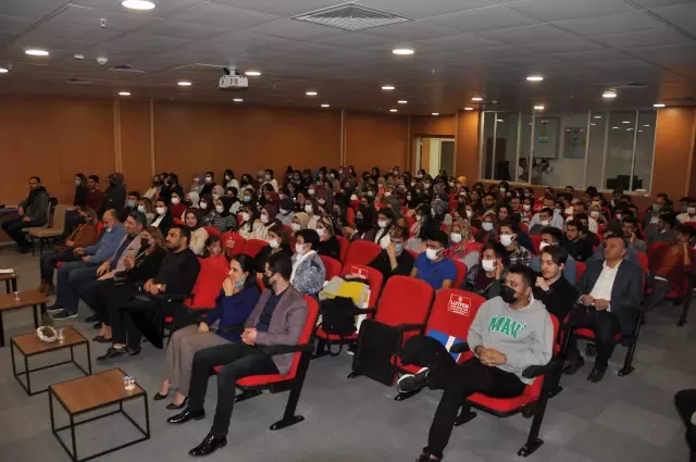 Afşin'de üniversite öğrencilerine yönelik motivasyon konseri düzenlendi