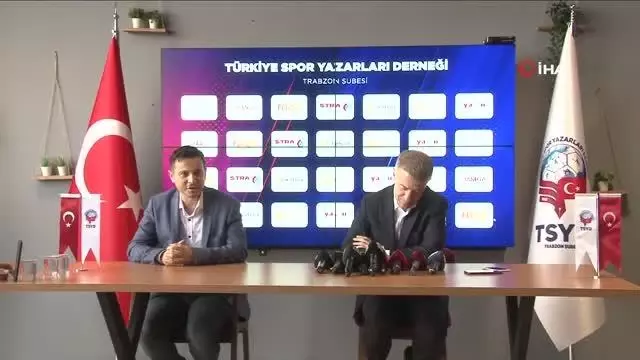 Ahmet Ağaoğlu: Bizi başarıya taşıyacak futbol oynuyoruz