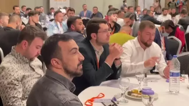 AK Parti Gençlik Kolları Başkanı İnan'dan, TÜGVA açıklaması