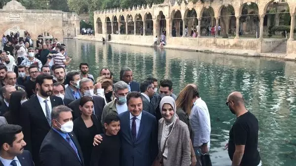 ALİ BABACAN, ŞANLIURFA'DA PARTİSİNİN KONGRESİNE KATILDI
