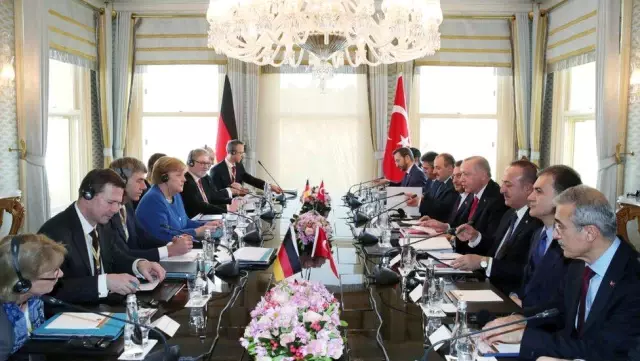 Almanya seçimleri: Merkel 16 yılda Türkiye'nin AB'yle ilişkilerinin seyrinde nasıl kritik rol oynadı?