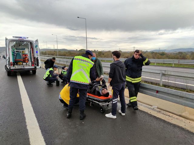 avcilarin kamyoneti takla atti bagajda avlanm 3 14465410 o
