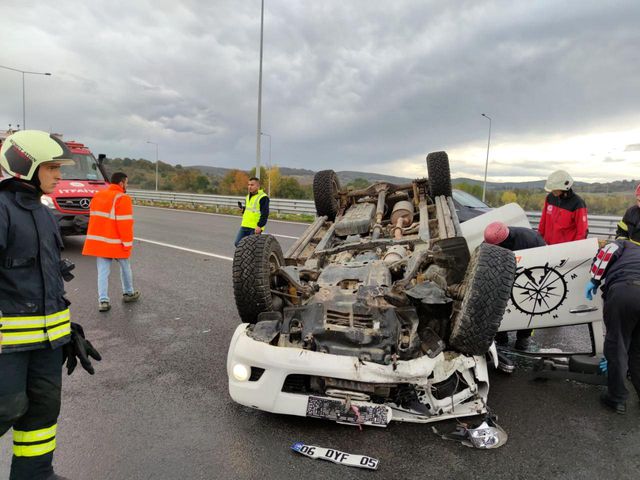 avcilarin kamyoneti takla atti bagajda avlanm 4 14465410 o