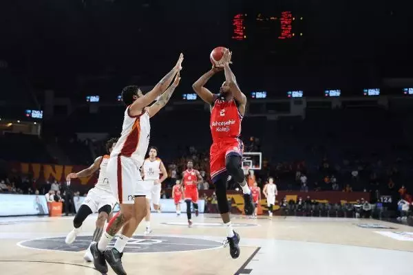 Bahçeşehir Koleji: 78-85