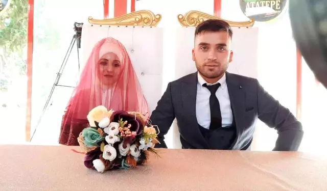 Son dakika! Turgutlu Belediye Başkanının makam aracı şehit kardeşinin gelin arabası oldu