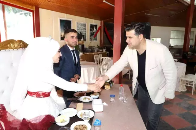 Son dakika! Turgutlu Belediye Başkanının makam aracı şehit kardeşinin gelin arabası oldu