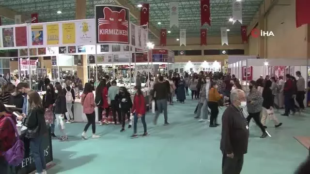 Başkan Zolan: Kitapların kokusunun alınması dahi bizim için bir kazançtır