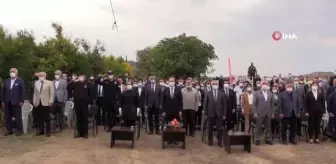 Bilecik: Belediye başkanları 'Nar yeme' ve 'Nar suyu sıkma' yarışmasında kıyasıya yarıştı Bilecik: Belediye başkanları 'Nar yeme' ve 'Nar suyu sıkma' yarışmasında kıyasıya yarıştı