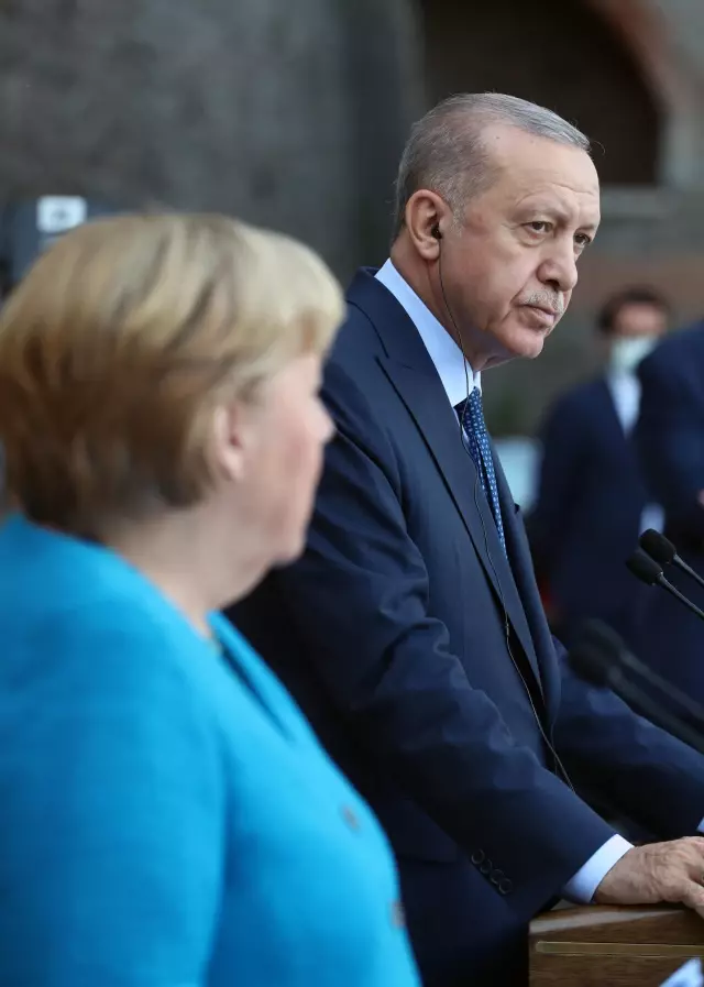 Son dakika haberi: Cumhurbaşkanı Erdoğan, Almanya Başbakanı Merkel ile ortak basın toplantısında konuştu: (1)