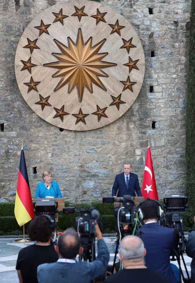Son dakika haberi: Cumhurbaşkanı Erdoğan, Almanya Başbakanı Merkel ile ortak basın toplantısında konuştu: (1)