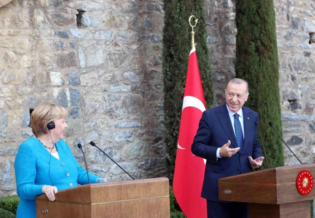 Cumhurbaşkanı Erdoğan ile Angela Merkel ortasında güldüren "koalisyon" diyaloğu