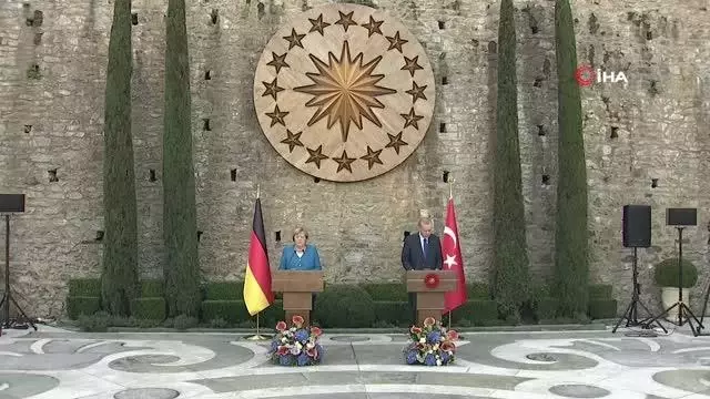 Cumhurbaşkanı Recep Tayyip Erdoğan: (Almanya ile ilişkiler) "İkili bağlantılarımızda vakit zaman problemli periyotlar yaşasak da bunları aşmayı ve...