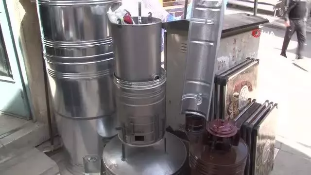 Elazığ'da havaların soğumasıyla birlikte sobalara rağbet başladı