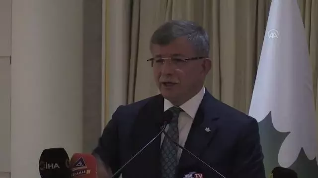 Gelecek Partisi Genel Başkanı Davutoğlu, Van'da