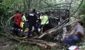 Son dakika! Samsun'da yolcu otobüsü 150 metreden dereye yuvarlandı: 2 ölü, 14 yaralı