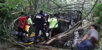 Son dakika! Samsun'da yolcu otobüsü 150 metreden dereye yuvarlandı: 2 ölü, 14 yaralı Son dakika! Samsun'da yolcu otobüsü 150 metreden dereye yuvarlandı: 2 ölü, 14 yaralı