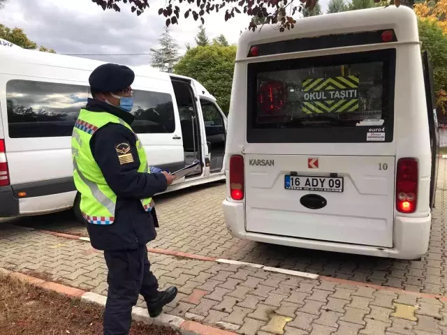 Hisarcık'ta okul servisi şoförleri denetlendi