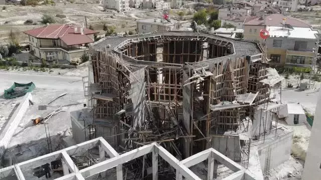 Son dakika haberleri! İnşaat halindeki caminin giriş bölümü çöktü: 1 yaralı