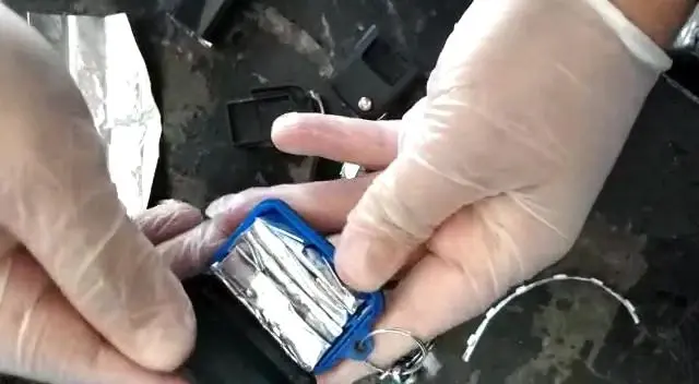 Jandarma uyuşturucuyu otomobil kumandalarından çıkarttı