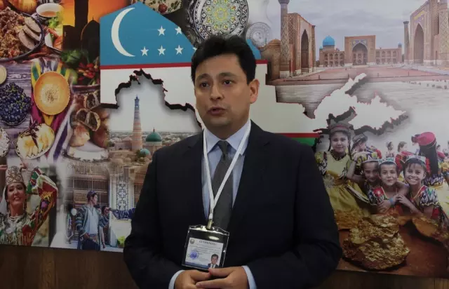 Özbekistan'daki cumhurbaşkanlığı seçimleri için Bursa'da oy kullanılıyor
