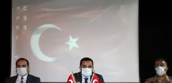 Vatan: Vali/Belediye Başkan Vekili Sayın Türker Öksüz Merkez Köy Muhtarlarıyla Bir Araya Geldi Vatan: Vali/Belediye Başkan Vekili Sayın Türker Öksüz Merkez Köy Muhtarlarıyla Bir Araya Geldi
