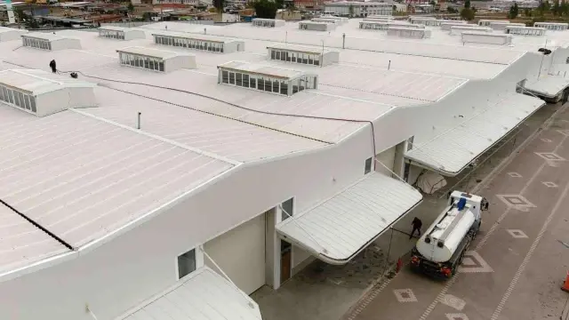 Yağışlar öncesinde oluklar temizlendi