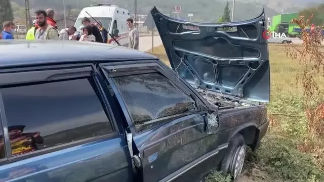 Yoldan çıkıp refüje çıktı: 2 yaralı