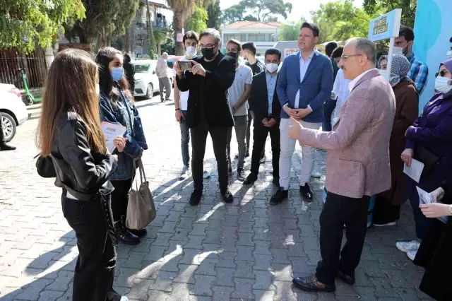 Lider Sürekli'den gençlerle türkülü sohbet