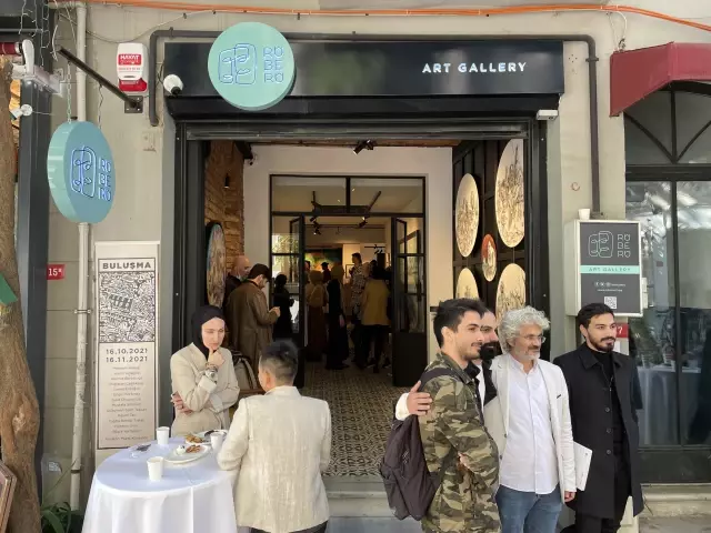 Buluşma sergisi Ruberu Sanat Galerisi'nde açıldı