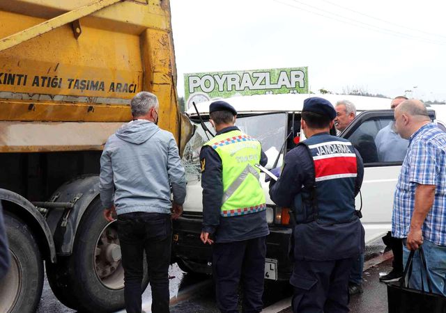 d 650 karayolunda zincirleme kaza 3 yarali 5 14467269 o