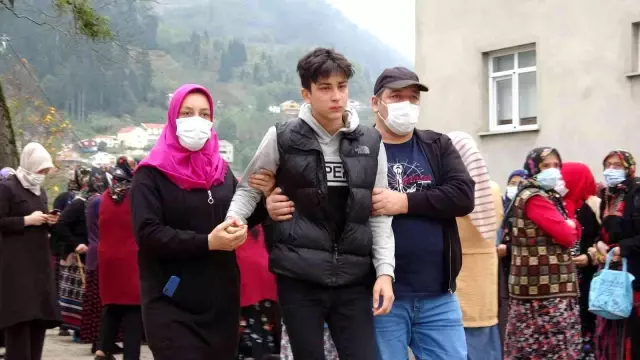 Samsun'daki otobüs kazasında hayatını kaybeden 2 kadın son yolculuğuna uğurlandı