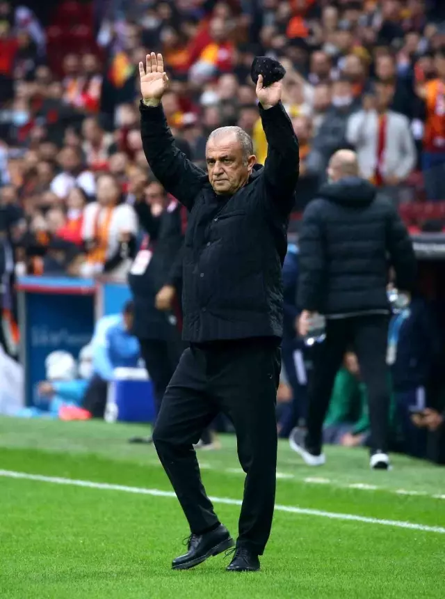 Galatasaray, sahasında Konyaspor'u tek golle geçti