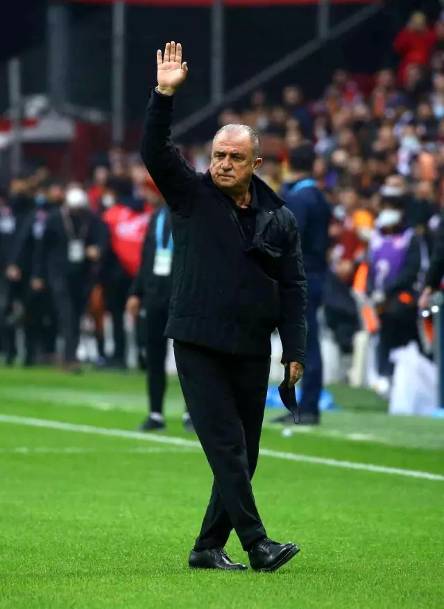 Galatasaray, sahasında Konyaspor'u tek golle geçti