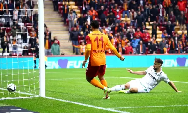 Galatasaray, sahasında Konyaspor'u tek golle geçti