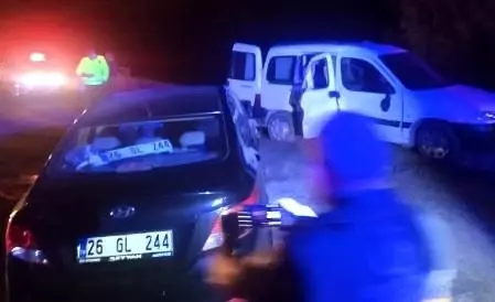 Son dakika yerel: Tavşanlı'da trafik kazası: 3 yaralı