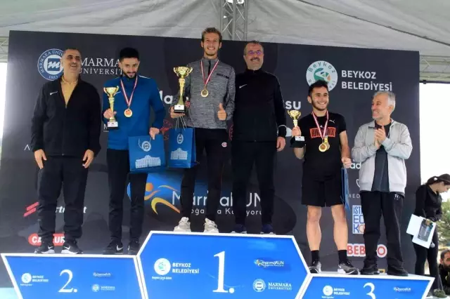 Yağmur altında 'MarmaraRUN Koşusu' düzenlendi