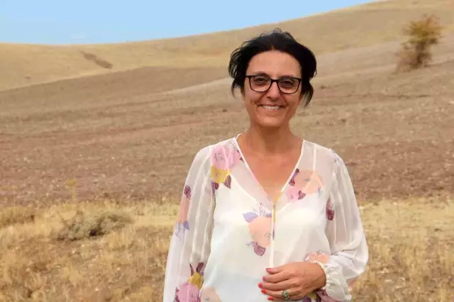 Yıllarca kaldığı Fransa'da en iyi fakültede doktora yaptı, köyüne dönüp tarıma başladı