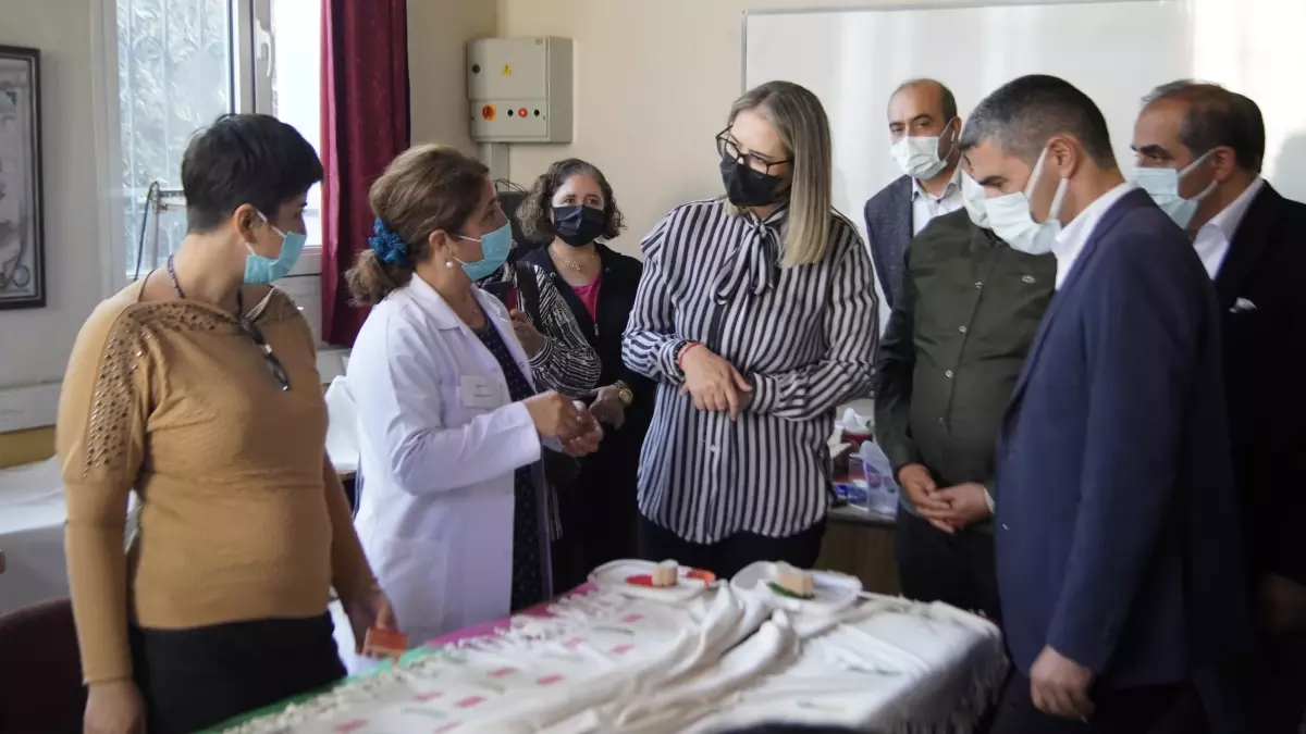 Son dakika haber... AK Parti İzmir Milletvekili Ceyda Bölünmez Çankırı, Seferihisar'da ziyaretlerde bulundu