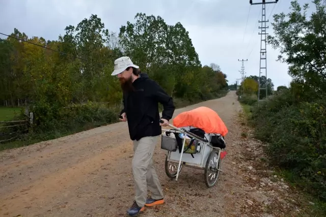 Semerkand hayranlığı Alman Christopher'ı yollara düşürdü