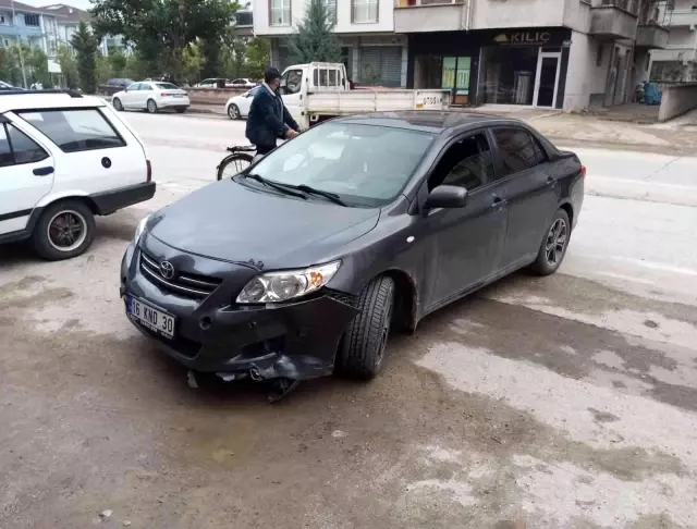 Kahreden tesadüf! Olay yerinden geçen baba, yaralı oğlunu görünce gözyaşlarına boğuldu
