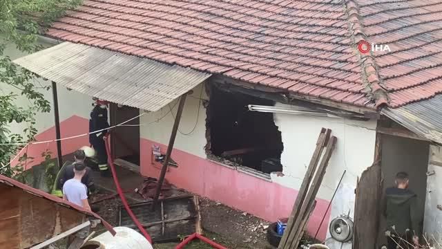 cikan yangin gecekonduyu kule cevirdi 2 14469984 o
