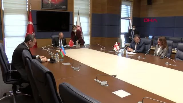 Dışişleri Komitesi Lideri Kılıç, Azerbaycan ve Gürcistanlı mevkidaşlarıyla görüştü
