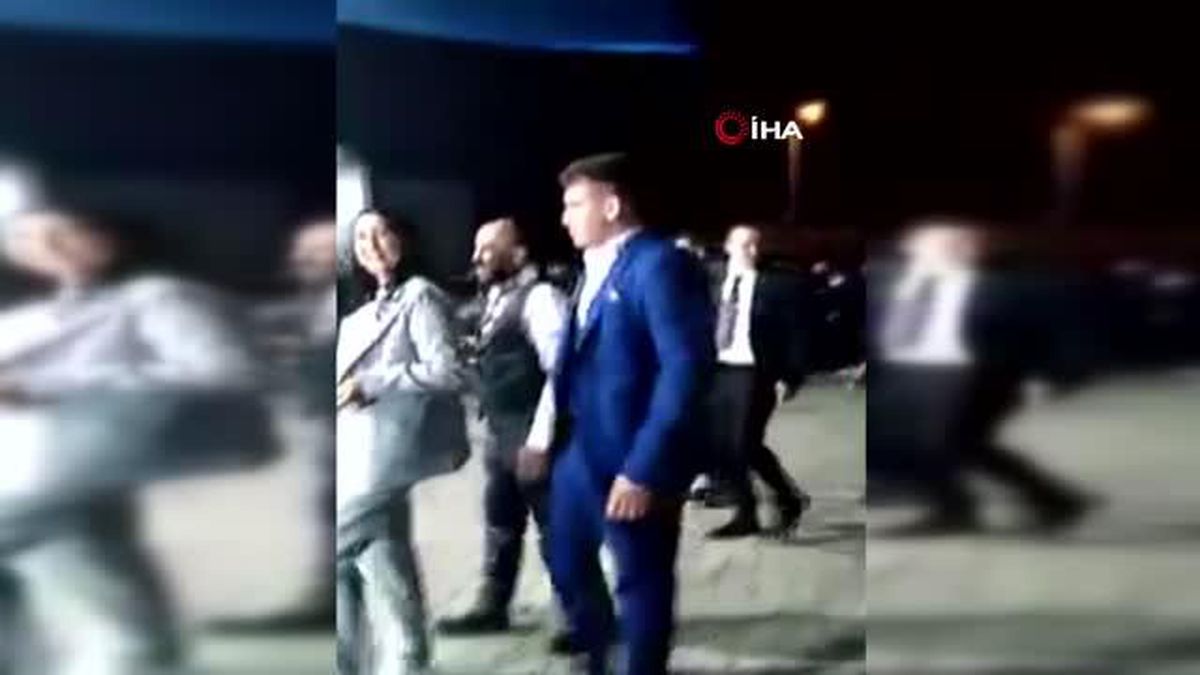 dugunde korkutan goruntu grup halinde geldile 14470110 amp